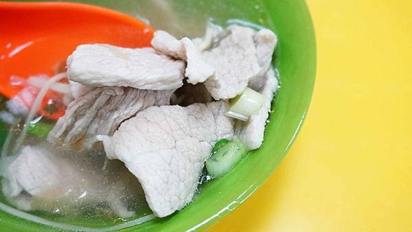 【台北美食】阿勝油飯-ＣＰ值爆表！２０元就能吃到美味無比的油飯