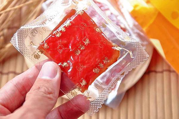 【宅配禮盒】新東陽肉乾-多汁不乾澀口感不乾柴的美味肉乾，評價好必吃值得推薦的伴手禮美食