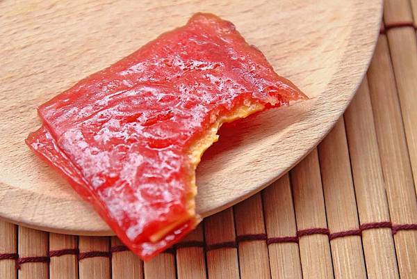 【宅配禮盒】新東陽肉乾-多汁不乾澀口感不乾柴的美味肉乾，評價好必吃值得推薦的伴手禮美食