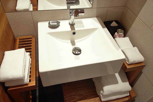 福岡旅館推薦！AGORA 福岡山之上飯店&SPA-免出門，全福岡最美麗夜景一次盡收眼底，超大空間超美風景超棒設備，流連忘返捨不得離開