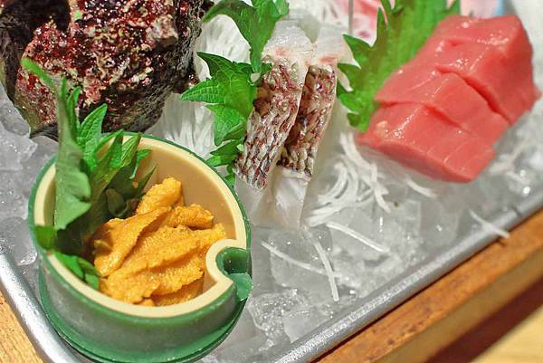 【福岡美食】海鮮居酒屋海風土-只要500円就能吃到美味又大份量的生魚片海鮮 【福岡美食】海鮮居酒屋海風土-只要500円就能吃到美味又大份量的生魚片海鮮