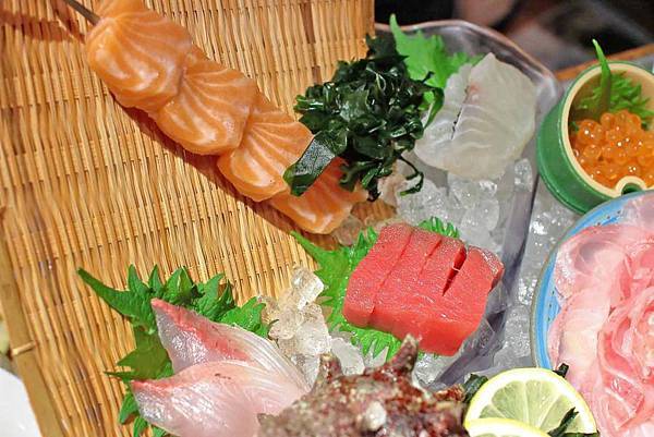 【福岡美食】海鮮居酒屋海風土-只要500円就能吃到美味又大份量的生魚片海鮮 【福岡美食】海鮮居酒屋海風土-只要500円就能吃到美味又大份量的生魚片海鮮