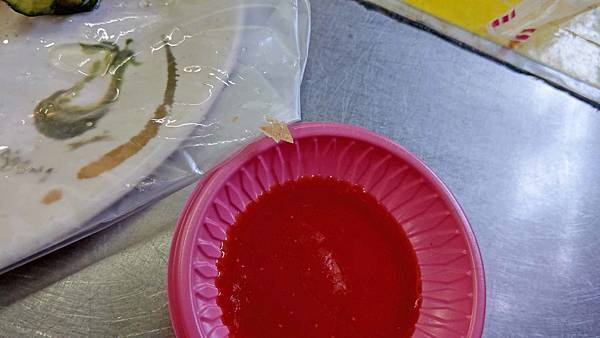 【台北美食】大稻埕保安街雞卷-很多人吃過都會讚不絕口的雞捲店