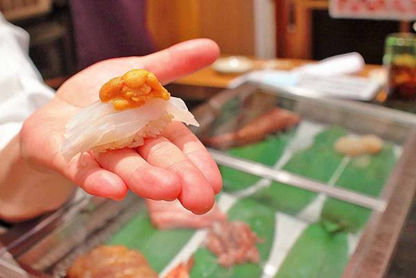 【沖繩美食】築地男前鮓国際通り屋台村-築地新鮮食材直送！呈現最美味的海鮮生魚片美食