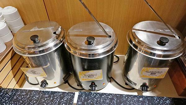 沖繩旅館推薦！HOTEL TORIFITO NAHA ASAHIBASHIホテルトリフィート那覇旭橋-免費冰淇淋、飲料、咖啡及咖啡廳般的休息環境