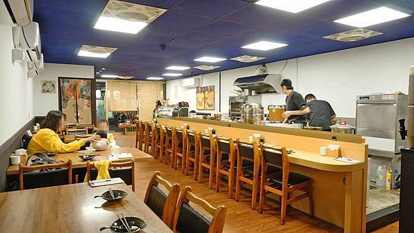 【台北美食】大鵬壽司-南京三民捷運站附近巷弄裡美味的生魚片丼飯、壽司