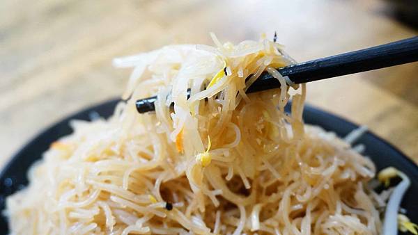 【台北美食】昌吉紅燒鰻-超過60年老字號美食店家 【台北美食】昌吉紅燒鰻-超過60年老字號美食店家