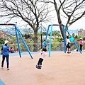 【新北市特色公園景點】員山公園-高度超過4公尺的超高速溜滑梯、滑草坡，不分年齡都可以玩的免費溜滑梯