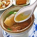 【台北美食】矮仔財滷肉飯-無時無刻都至少要排40分鐘以上的爆誇張魯肉飯名店