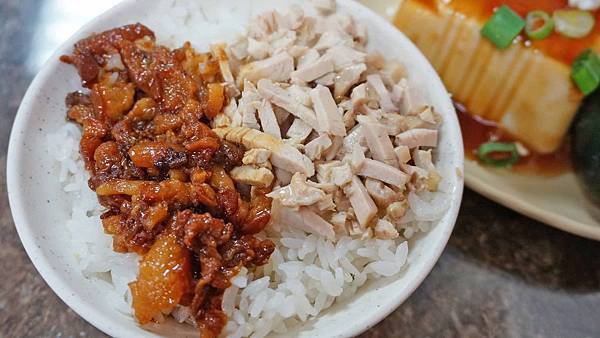【林口美食】饗味美食小吃-令人銷魂的雞滷飯美食