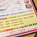 【新竹美食】吼牛排新竹店-原塊牛肉真材實料，比臉還大的巨無霸大盎司牛排與免費自助吧吃到飽