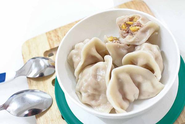 【免出門！在家也能吃到乾淨又衛生的超大顆水餃】瞬食之間美食平台-來萬傳盛水餃