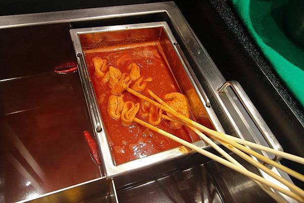 【新莊美食】兩餐韓國年糕火鍋吃到飽-只要299元就能吃到韓式火鍋吃到飽 【新莊美食】兩餐韓國年糕火鍋吃到飽-只要299元就能吃到韓式火鍋吃到飽