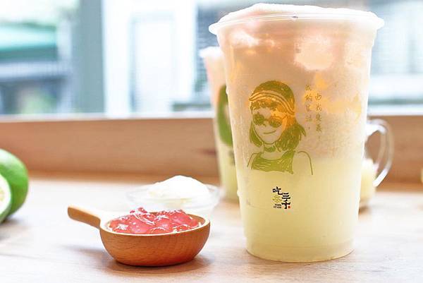 【台中美食】吃茶三千-國內第一座室內茶園,從國外紅到國內的鮮萃茶飲店 【台中美食】吃茶三千-國內第一座室內茶園,從國外紅到國內的鮮萃茶飲店