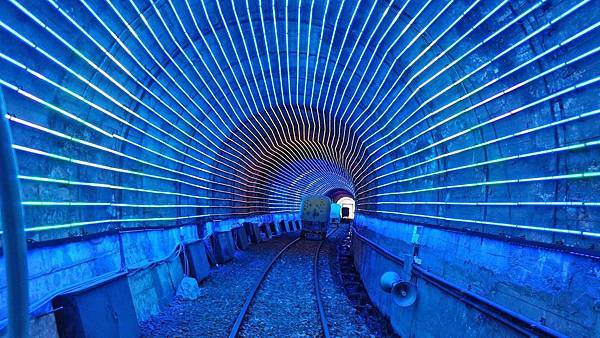 【台北景點】深澳鐵道自行車-沒有預約可能會玩不到的鐵道自行車