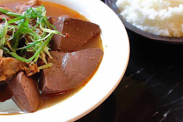 【新莊美食】麻麻號。排骨鴨血豆腐專賣-不到百元就能吃到美味的麻辣鴨血套餐,CP值爆高! 【新莊美食】麻麻號。排骨鴨血豆腐專賣-不到百元就能吃到美味的麻辣鴨血套餐,CP值爆高!