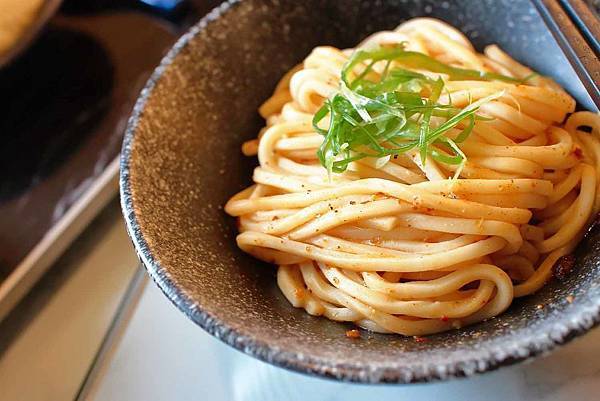 【新莊美食】麻麻號。排骨鴨血豆腐專賣-不到百元就能吃到美味的麻辣鴨血套餐,CP值爆高! 【新莊美食】麻麻號。排骨鴨血豆腐專賣-不到百元就能吃到美味的麻辣鴨血套餐,CP值爆高!