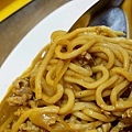 【基隆美食】阿華炒麵-排隊人潮從來沒有斷過的基隆廟口必吃美食