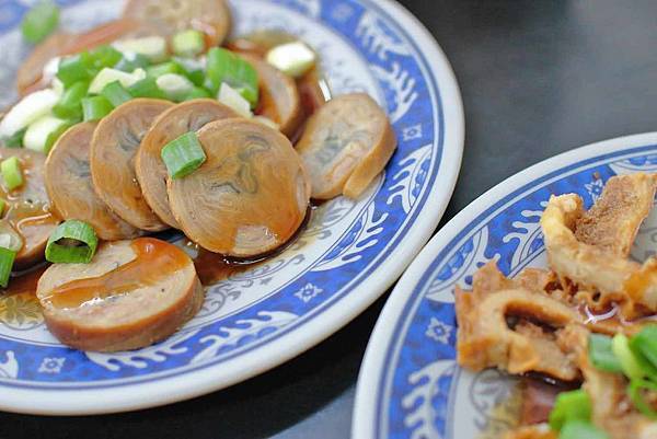 【三重美食】家一牛肉麵-超過30年老字號大份量牛肉麵店