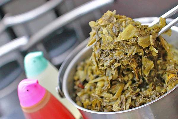 【三重美食】家一牛肉麵-超過30年老字號大份量牛肉麵店