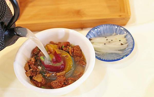 【美濃美食】軒味屋彩色板條-五彩繽紛不同顏色的板條三吃