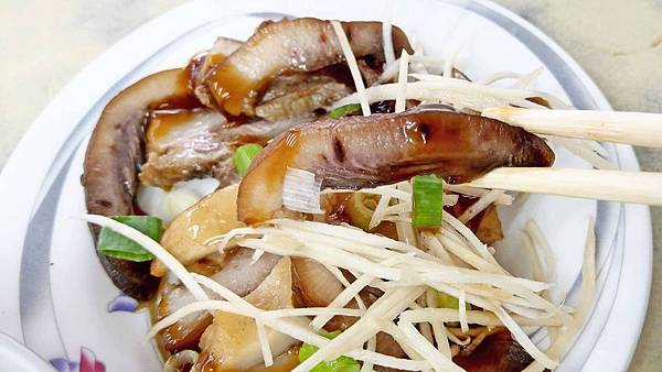 【台北美食】雙享油飯-隱身在巷弄裡的超人氣油飯美食