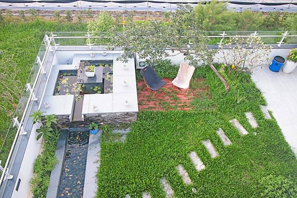 【美濃住宿】美濃田中央民宿-四面環山農田環繞有如住入農家的舒適休閒民宿