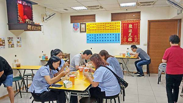 【台北美食】九條麵食-附近上班族喜愛的美味小吃店