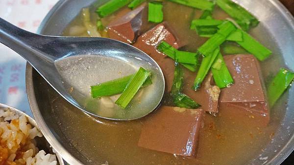 【台北美食】台灣美食地方小吃-台北車站地下街裡的美味小吃店