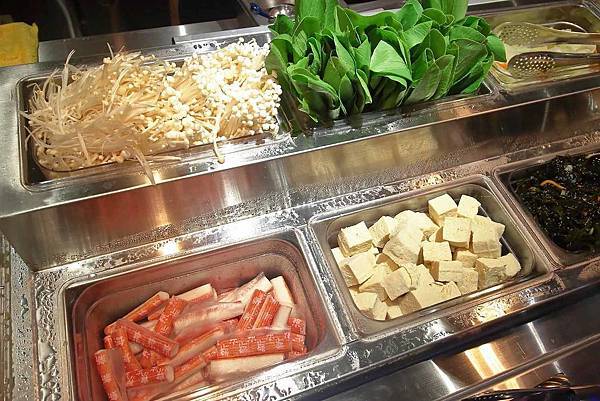 【中壢美食】高麗園桃園大江店-50樣以上食材無限量吃到飽的韓式銅板烤肉竟然只要450元起