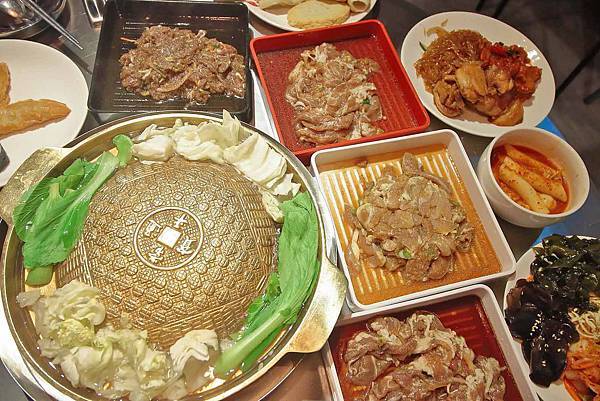 【中壢美食】高麗園桃園大江店-50樣以上食材無限量吃到飽的韓式銅板烤肉竟然只要450元起 【中壢美食】高麗園桃園大江店-50樣以上食材無限量吃到飽的韓式銅板烤肉竟然只要450元起