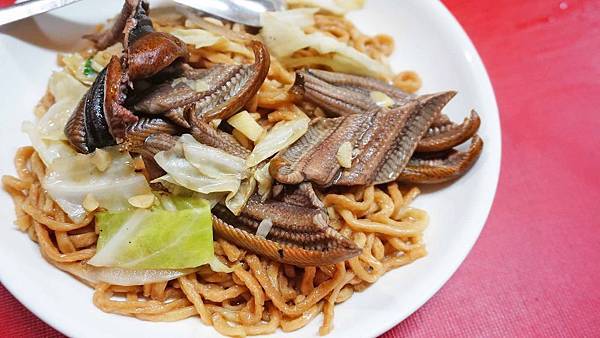 【台南美食】品味鱔魚意麵-便宜又美味的路邊攤美食 【台南美食】品味鱔魚意麵-便宜又美味的路邊攤美食