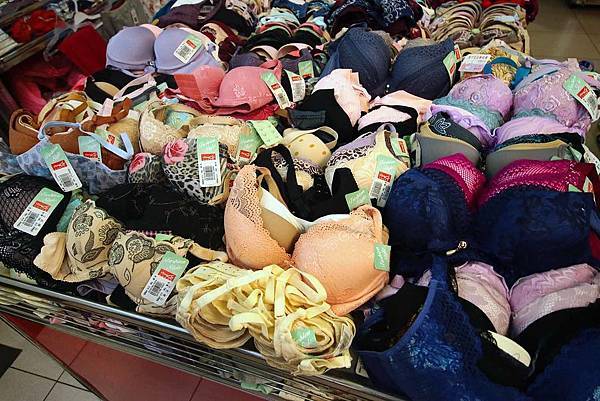 【FY家電挑戰全台最低價!!】全部家電原廠授權原廠保固!夏季家電價格全面4折起,冷氣更是優惠,還有多項好禮,更有其它品牌衣服、兒童玩具等商品一次買齊-三重家電特賣會 【FY家電挑戰全台最低價!!】全部家電原廠授權原廠保固!夏季家電價格全面4折起,冷氣更是優惠,還有多項好禮,更有其它品牌衣服、兒童玩具等商品一次買齊-三重家電特賣會