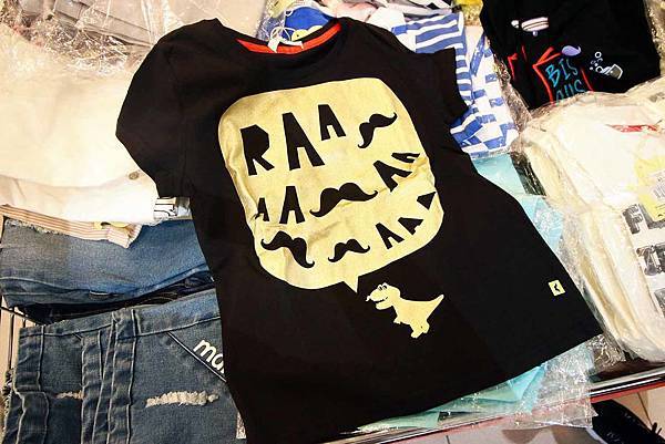 【FY家電挑戰全台最低價！！】全部家電原廠授權原廠保固！夏季家電價格全面４折起，冷氣更是優惠，還有多項好禮，更有其它品牌衣服、兒童玩具等商品一次買齊-三重家電特賣會