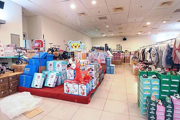 【FY家電挑戰全台最低價！！】全部家電原廠授權原廠保固！夏季家電價格全面４折起，冷氣更是優惠，還有多項好禮，更有其它品牌衣服、兒童玩具等商品一次買齊-三重家電特賣會