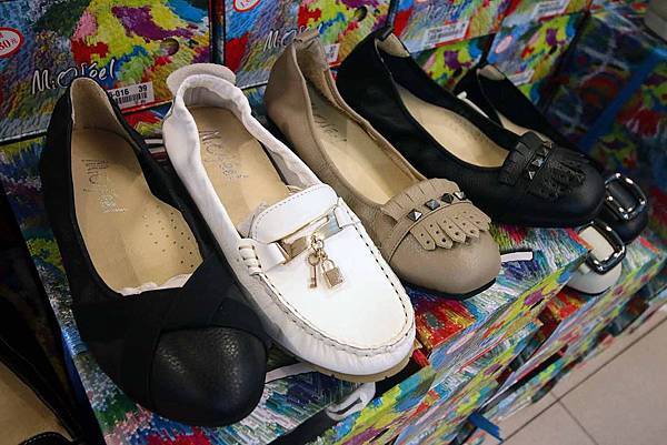 【FY家電挑戰全台最低價!!】全部家電原廠授權原廠保固!夏季家電價格全面4折起,冷氣更是優惠,還有多項好禮,更有其它品牌衣服、兒童玩具等商品一次買齊-三重家電特賣會 【FY家電挑戰全台最低價!!】全部家電原廠授權原廠保固!夏季家電價格全面4折起,冷氣更是優惠,還有多項好禮,更有其它品牌衣服、兒童玩具等商品一次買齊-三重家電特賣會