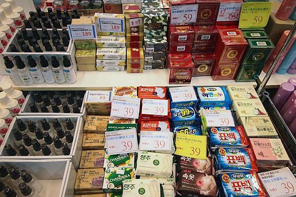 【FY家電挑戰全台最低價!!】全部家電原廠授權原廠保固!夏季家電價格全面4折起,冷氣更是優惠,還有多項好禮,更有其它品牌衣服、兒童玩具等商品一次買齊-三重家電特賣會 【FY家電挑戰全台最低價!!】全部家電原廠授權原廠保固!夏季家電價格全面4折起,冷氣更是優惠,還有多項好禮,更有其它品牌衣服、兒童玩具等商品一次買齊-三重家電特賣會