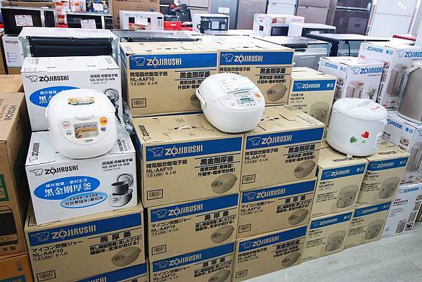 【限時限量!夏季電器特賣會!冷氣下殺5折起!】FY家電特賣會-比市價還要便宜5折的知名品牌冷氣機限時限量,還有其它超多樣夏季電器商品、電風扇、洗衣機、電視機等等都比市價還便宜,滿滿的優惠價哦! 【限時限量!夏季電器特賣會!冷氣下殺5折起!】FY家電特賣會-比市價還要便宜5折的知名品牌冷氣機限時限量,還有其它超多樣夏季電器商品、電風扇、洗衣機、電視機等等都比市價還便宜,滿滿的優惠價哦!