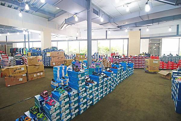 【限時限量!夏季電器特賣會!冷氣下殺5折起!】FY家電特賣會-比市價還要便宜5折的知名品牌冷氣機限時限量,還有其它超多樣夏季電器商品、電風扇、洗衣機、電視機等等都比市價還便宜,滿滿的優惠價哦! 【限時限量!夏季電器特賣會!冷氣下殺5折起!】FY家電特賣會-比市價還要便宜5折的知名品牌冷氣機限時限量,還有其它超多樣夏季電器商品、電風扇、洗衣機、電視機等等都比市價還便宜,滿滿的優惠價哦!