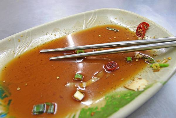 【台北美食】東引小吃店-市場裡的超隱密小店