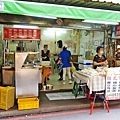 【台北美食】東東米粉湯臭豆腐滷肉飯-東門市場裡的高評價小吃店