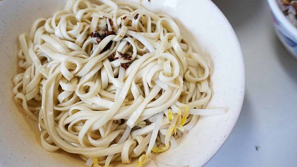 【中和美食】林家麵店-中午用餐時間需要排隊的巷弄小吃店 【中和美食】林家麵店-中午用餐時間需要排隊的巷弄小吃店