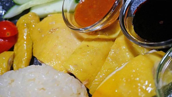 【台北美食】林記海南雞飯-軟嫩不乾柴的美味海南雞飯 【台北美食】林記海南雞飯-軟嫩不乾柴的美味海南雞飯