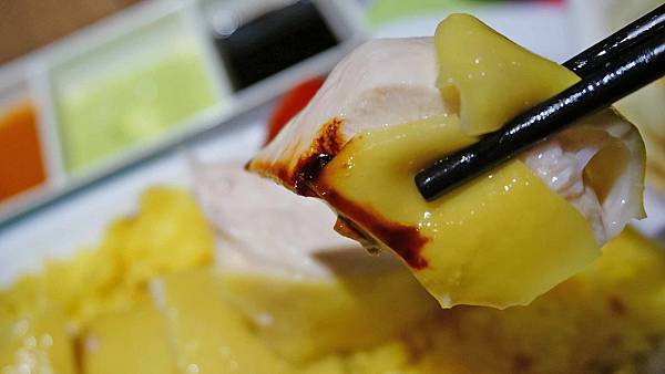 【台北美食】星島海南雞飯-滑嫩滑嫩的海南雞美食