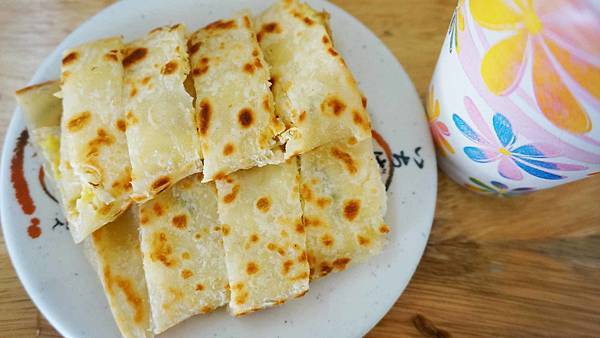 【台北美食】吉利街手工蛋餅-隱藏在巷弄裡的無名手工蛋餅店 【台北美食】吉利街手工蛋餅-隱藏在巷弄裡的無名手工蛋餅店