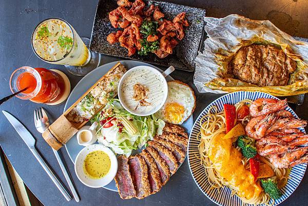 【台中早午餐推薦】春三朝午-酥脆軟嫩又迷人的炸牛排早午餐,網美級的超舒適環境! 【台中早午餐推薦】春三朝午-酥脆軟嫩又迷人的炸牛排早午餐,網美級的超舒適環境!