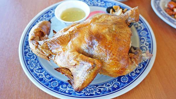 【三芝美食】60年代磚窯雞-皮酥肉嫩便宜又美味的烤雞店,在室內就能看到無敵海景! 【三芝美食】60年代磚窯雞-皮酥肉嫩便宜又美味的烤雞店,在室內就能看到無敵海景!