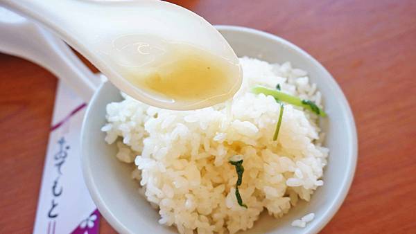 【三芝美食】60年代磚窯雞-皮酥肉嫩便宜又美味的烤雞店,在室內就能看到無敵海景! 【三芝美食】60年代磚窯雞-皮酥肉嫩便宜又美味的烤雞店,在室內就能看到無敵海景!