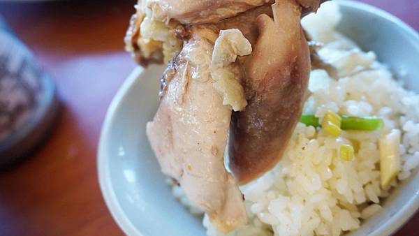 【三芝美食】60年代磚窯雞-皮酥肉嫩便宜又美味的烤雞店,在室內就能看到無敵海景! 【三芝美食】60年代磚窯雞-皮酥肉嫩便宜又美味的烤雞店,在室內就能看到無敵海景!