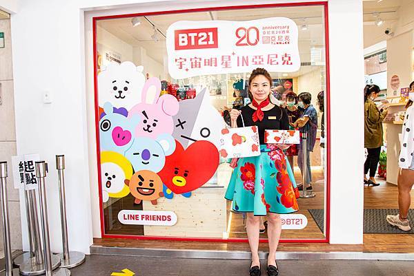 【石牌美食】亞尼克石牌店-剛開幕就大爆人潮的超人氣生乳捲甜點店